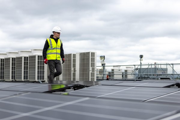 Panneau solaire photovoltaïque : vers une énergie durable et accessible